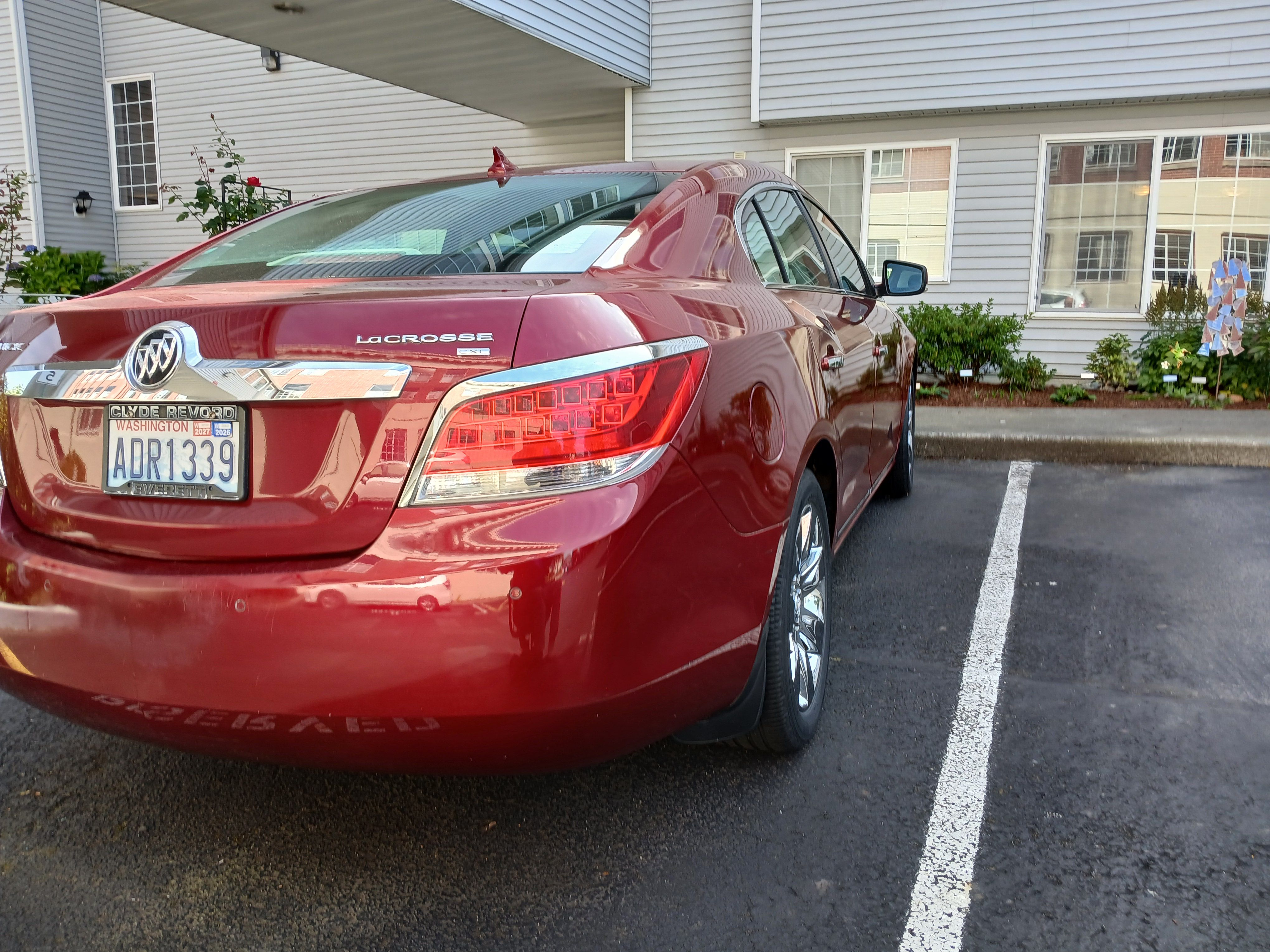 Used 2011 Buick LaCrosse CXL w/ Driver Confidence Package FWD image 20