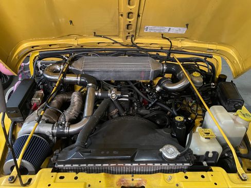 Used 2000 Jeep Wrangler SE image 18