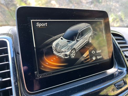 Used 2017 Mercedes-Benz GLS 450 4MATIC image 5