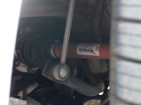 Used 2007 Volkswagen GTI 2.0T 2-Door image 32