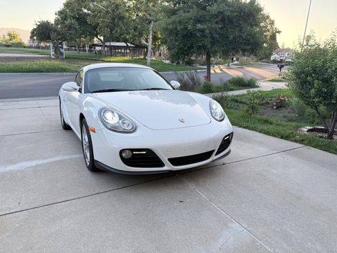 Used 2011 Porsche Cayman RWD image 11