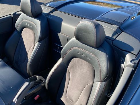 Used 2012 Audi R8 GT image 9