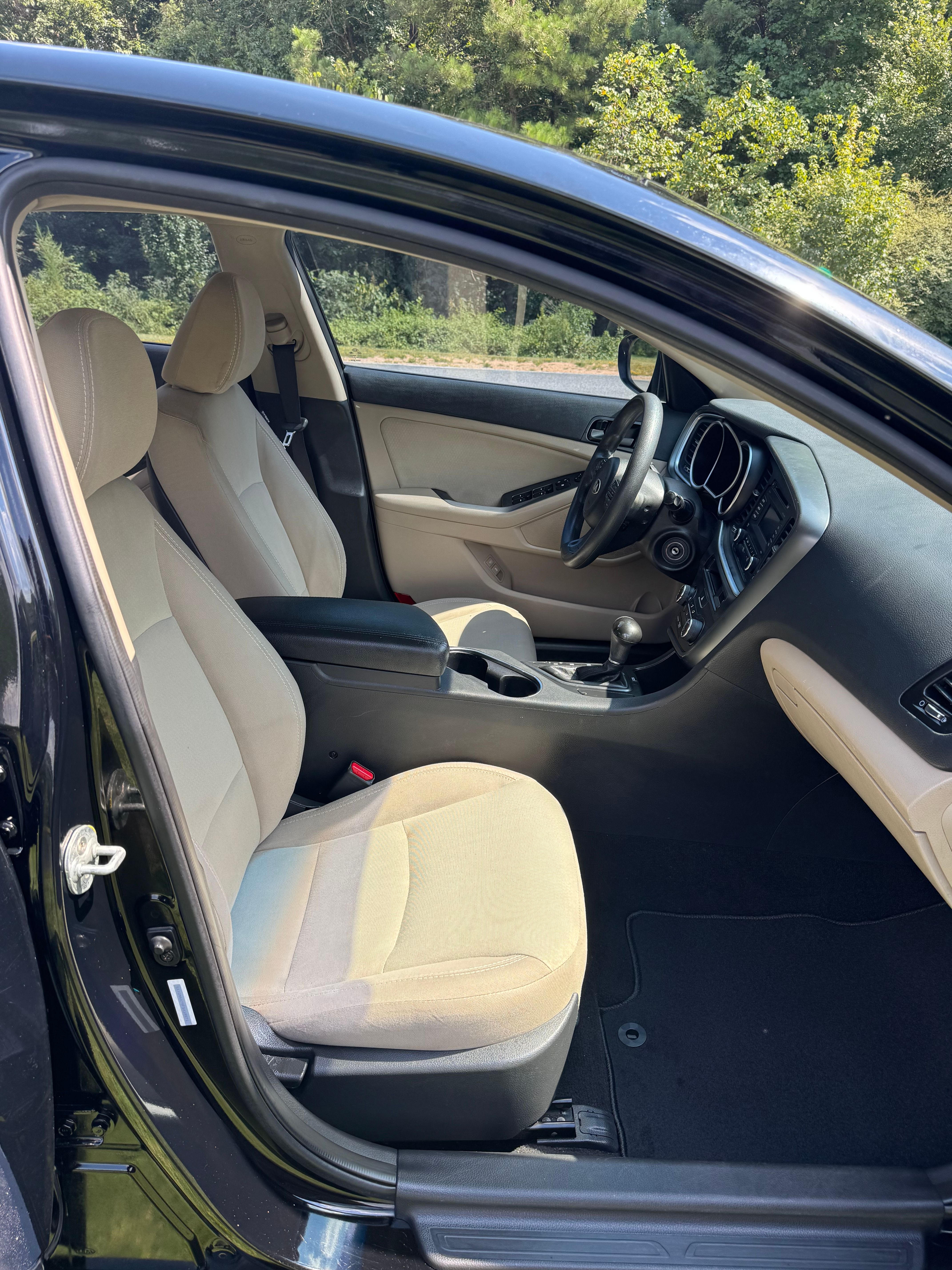 Used 2015 Kia Optima LX FWD image 18