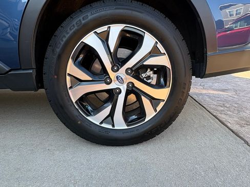 Used 2022 Subaru Outback Limited XT image 12