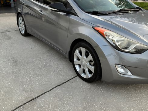 Used 2013 Hyundai Elantra Limited FWD image 1