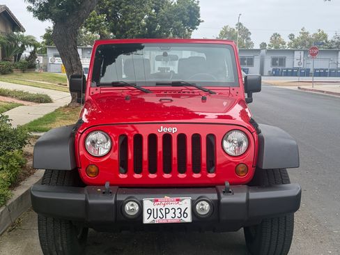 Used 2011 Jeep Wrangler Sport AWD/4WD image 2