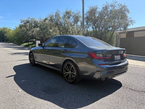 Used 2021 BMW 330e w/ M Sport Package image 10
