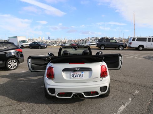 Used 2021 MINI Cooper John Cooper Works w/ 6.5" Touchscreen Package image 18