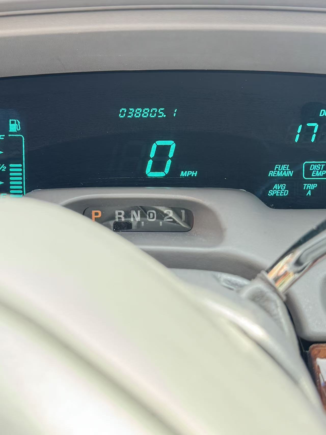 Used 1997 Lincoln Town Car Signature RWD image 5