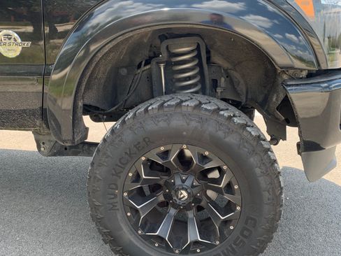 Used 2015 Ford F250 Lariat w/ Lariat Ultimate Package image 17