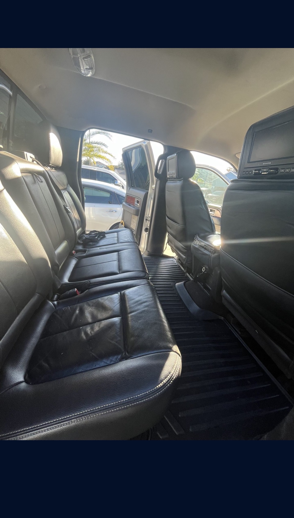 Used 2010 Ford F150 Lariat AWD/4WD image 6