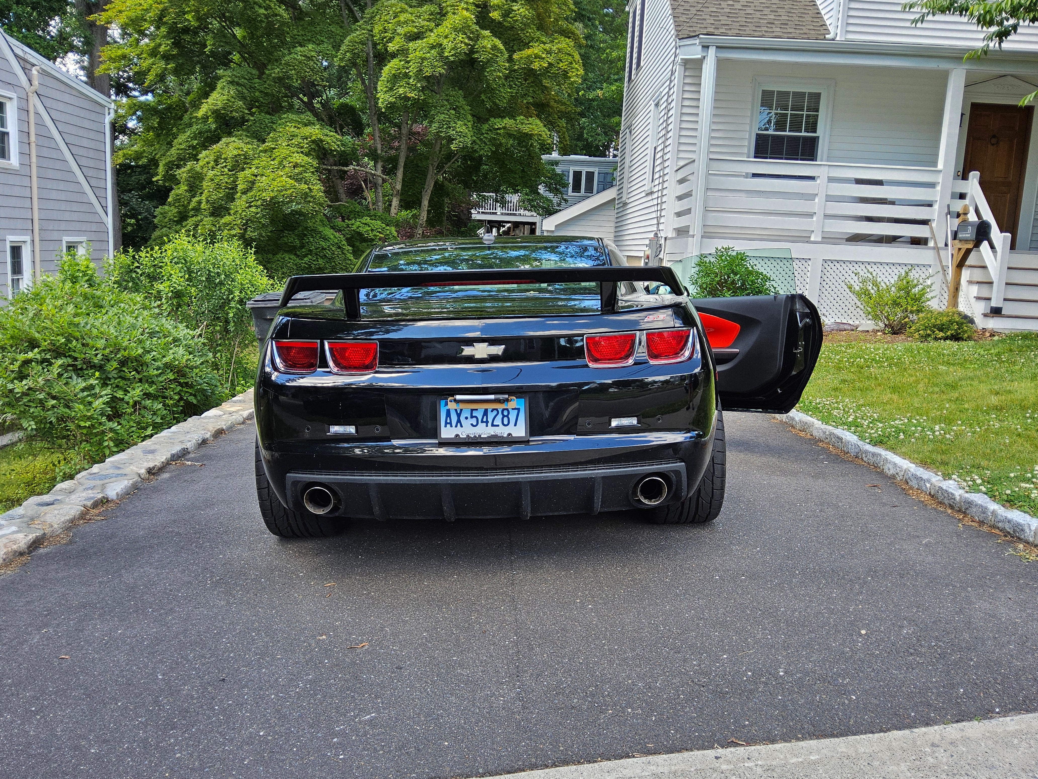Used 2010 Chevrolet Camaro SS w/ RS Package RWD image 5