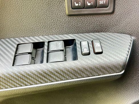 Used 2014 Toyota RAV4 Limited FWD image 13