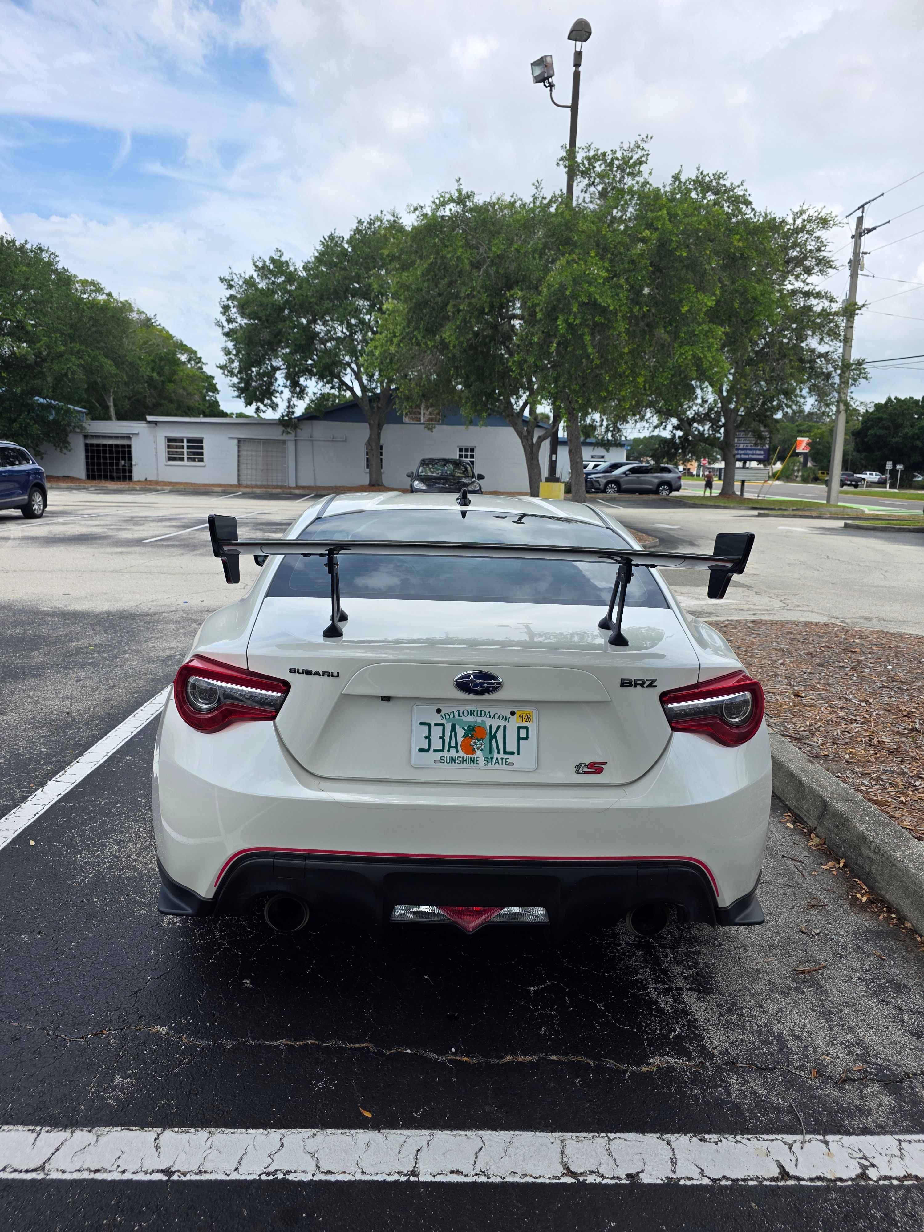 Used 2018 Subaru BRZ tS RWD image 12
