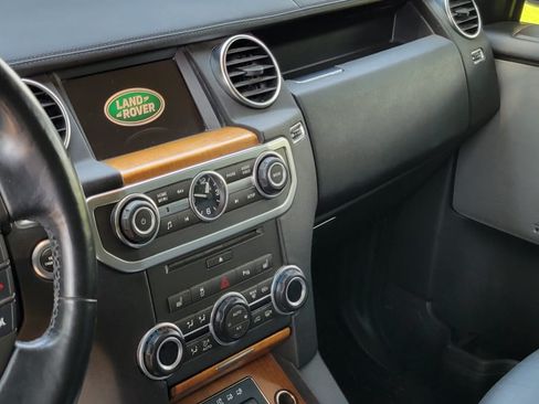 Used 2016 Land Rover LR4 HSE LUX AWD/4WD image 12