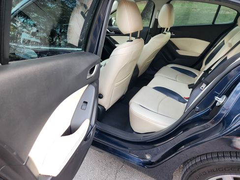 Used 2014 MAZDA MAZDA3 i Grand Touring image 15