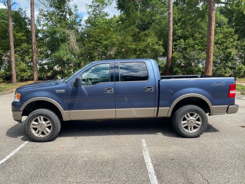Used 2005 Ford F150 Lariat AWD/4WD image 1