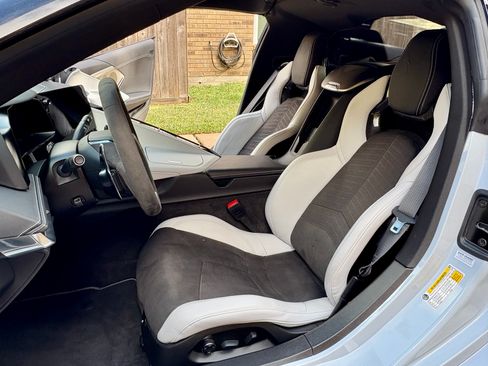 Used 2024 Chevrolet Corvette Z06 w/ Battery Protection Package image 13