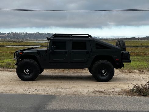 Used 2006 HUMMER H1 4-Door Wagon image 9