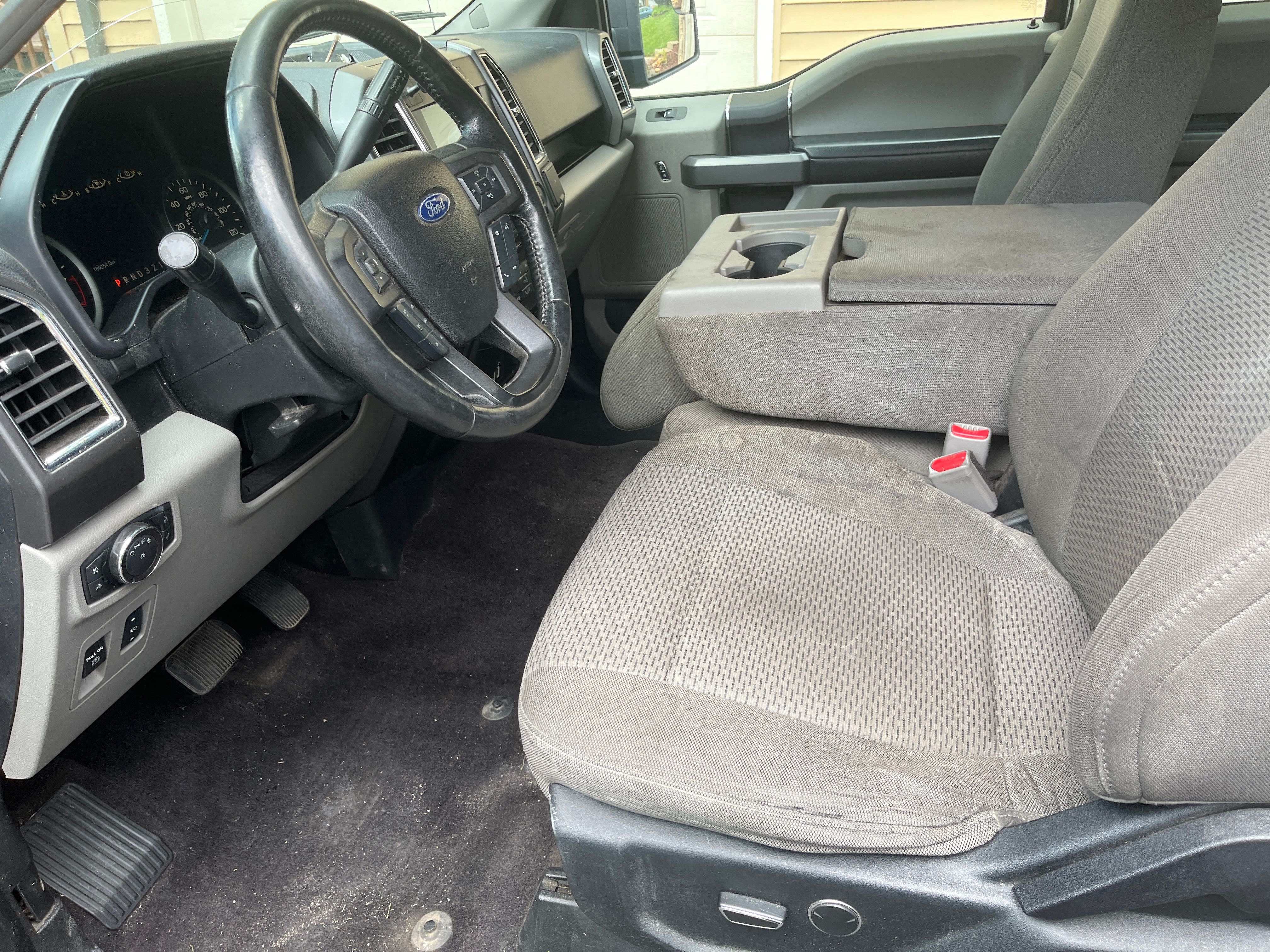Used 2017 Ford F150 XLT w/ Equipment Group 301A Mid RWD image 7