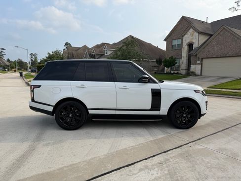 Used 2021 Land Rover Range Rover AWD/4WD image 4