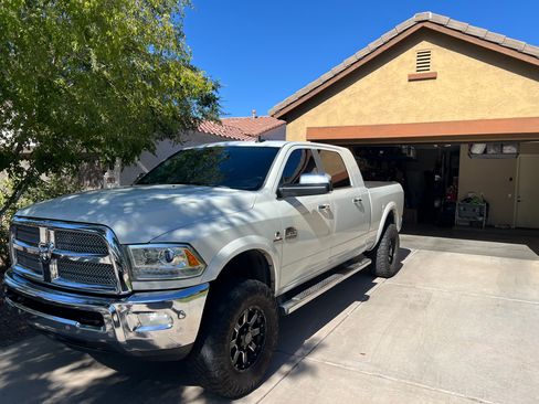 Used 2016 RAM 2500 Longhorn w/ Convenience Group AWD/4WD image 6