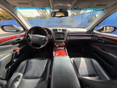 Used 2011 Lexus LS 460 L w/ Luxury Value Edition image 13