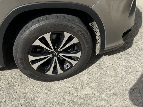 Used 2018 Lexus RX 350 FWD w/ Accessory Package image 5