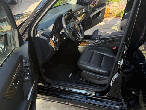 Used 2015 Mercedes-Benz GLK 350 2WD image 8