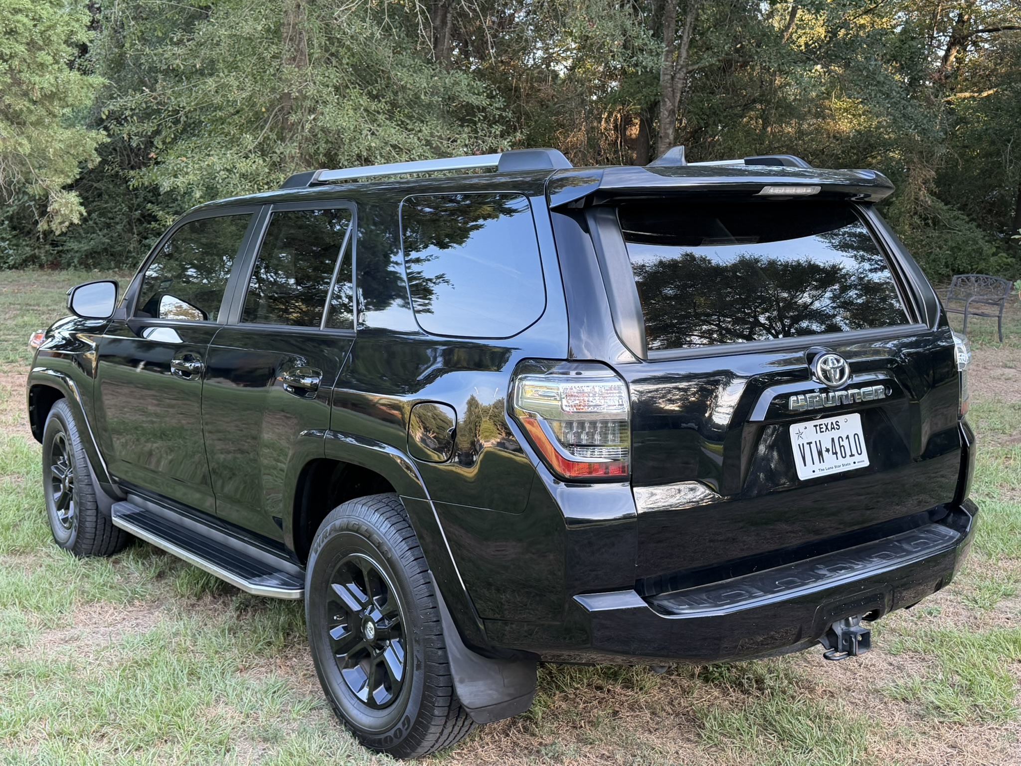 Used 2020 Toyota 4Runner SR5 RWD image 5