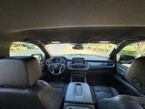 Used 2023 Chevrolet Tahoe LT w/ Luxury Package RWD image 12