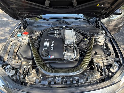 Used 2018 BMW M3 CS RWD image 13