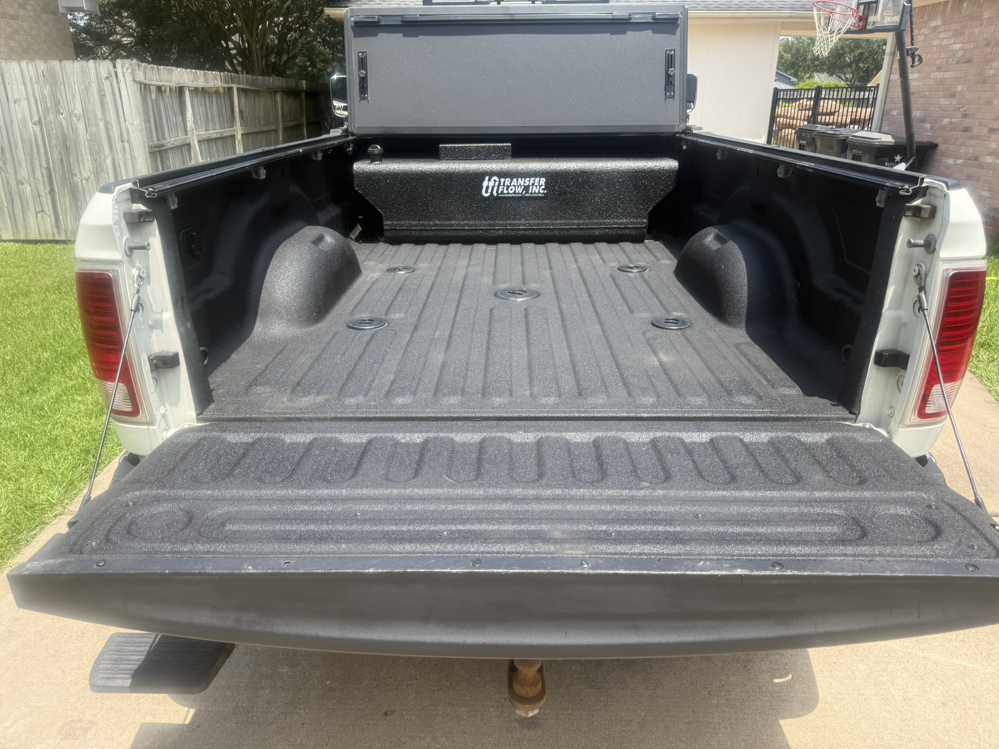 Used 2018 RAM 3500 Laramie AWD/4WD image 23