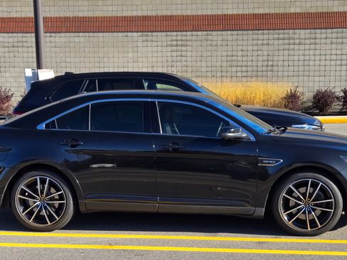 Used 2014 Ford Taurus SHO w/ Equipment Group 401A image 13