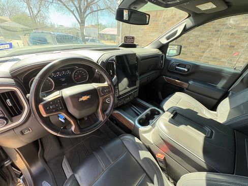 Used 2021 Chevrolet Silverado 1500 High Country w/ LPO, Dark Essentials Package image 8