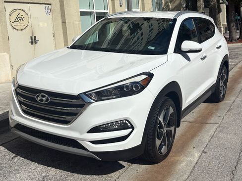 Used 2017 Hyundai Tucson Limited image 2