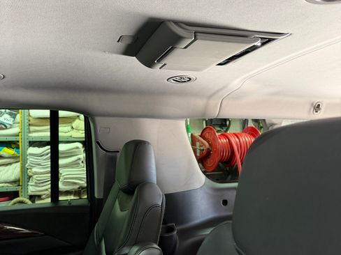 Used 2015 Cadillac Escalade ESV Premium image 29