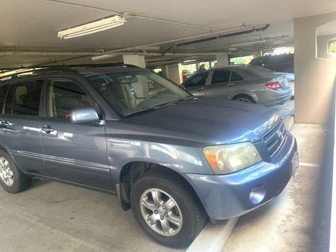 Used 2005 Toyota Highlander 2WD V6 image 6