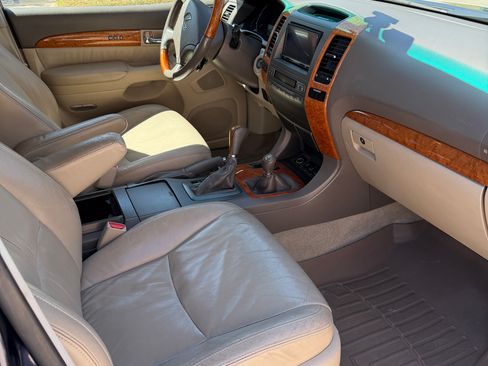 Used 2006 Lexus GX 470 470 Sport Utility 4D image 14