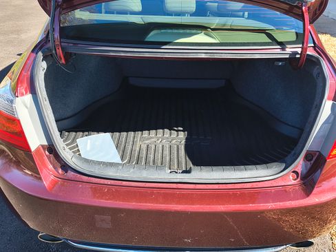 Used 2014 Honda Accord Touring image 11