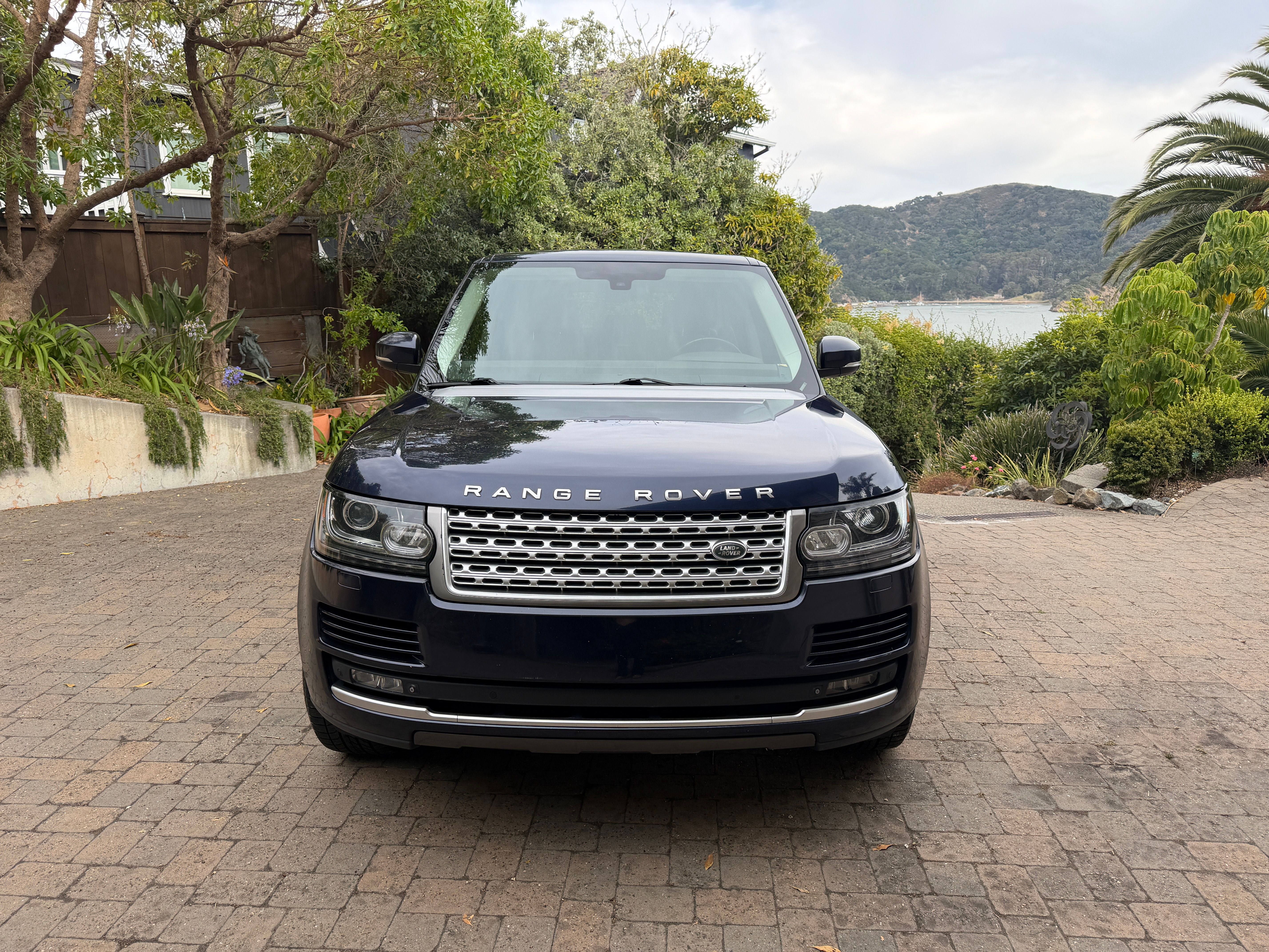 Used 2014 Land Rover Range Rover Supercharged AWD/4WD image 5