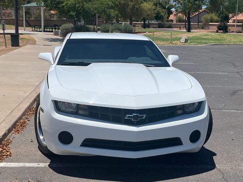 Used 2012 Chevrolet Camaro LS RWD image 2