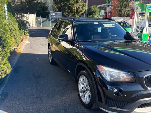 Used 2015 BMW X1 xDrive28i image 9
