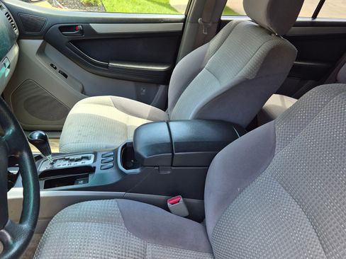 Used 2005 Toyota 4Runner Sport RWD image 5