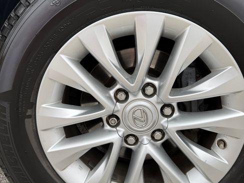 Used 2019 Lexus GX 460 Premium image 11