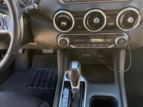 Used 2020 Nissan Sentra SV w/ Electronics Package image 17