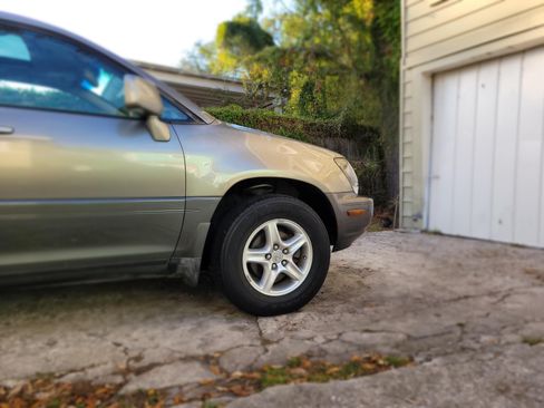 Used 2000 Lexus RX 300 300 Sport Utility 4D image 29