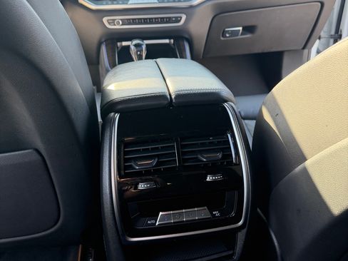 Used 2021 BMW X5 sDrive40i w/ M Sport Package RWD image 13