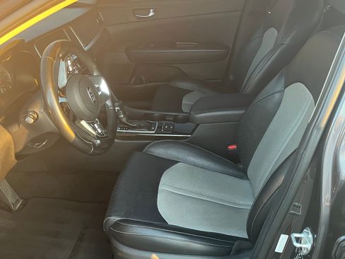 Used 2019 Kia Optima EX image 11