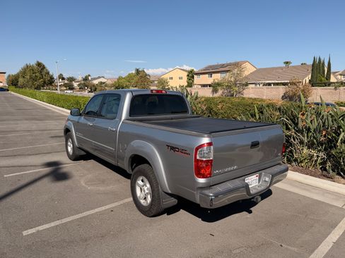 Used 2006 Toyota Tundra SR5 w/ TRD Off-Road Pkg RWD image 4